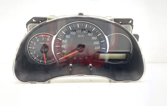 Speedometer (instrument cluster)