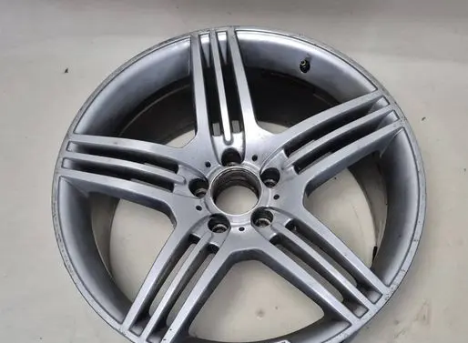 Mercedes-Benz SL R230 R19 alloy rim 5276 95HX19H2