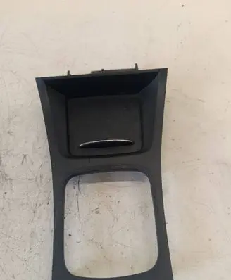 Mercedes-Benz A W169 Glove box central console A1696800339
