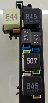 Volkswagen Golf VI Fuse box set