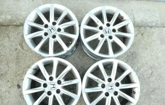 Honda Civic IX R16 alloy rim 