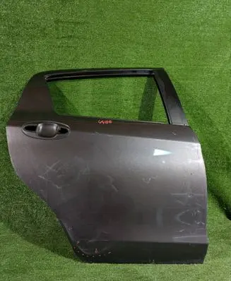 Toyota Yaris Rear door 