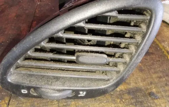 Ford Galaxy Dashboard side air vent grill/cover trim 7M1819703E