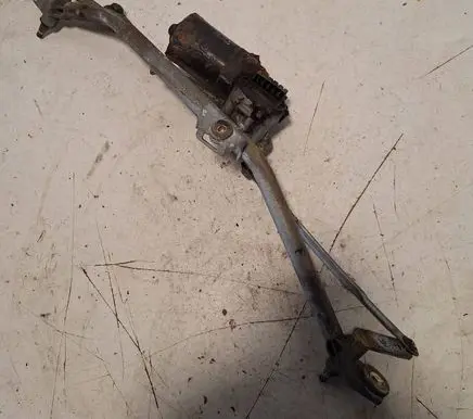 Audi A4 S4 B5 8D Front wiper linkage and motor 3397020438 0390241132 058970813