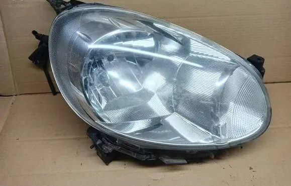 Nissan Micra Headlight/headlamp