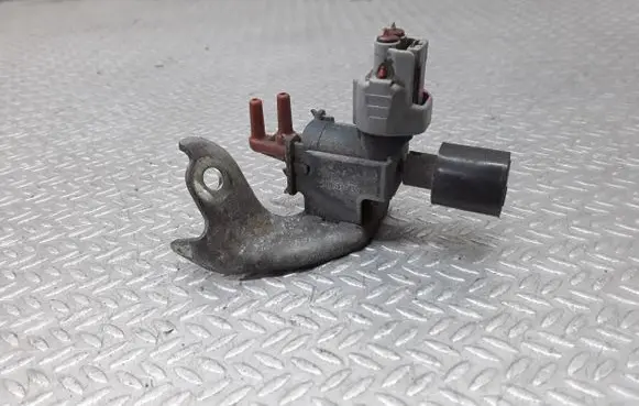 Toyota Yaris Turbo solenoid valve 2586030070