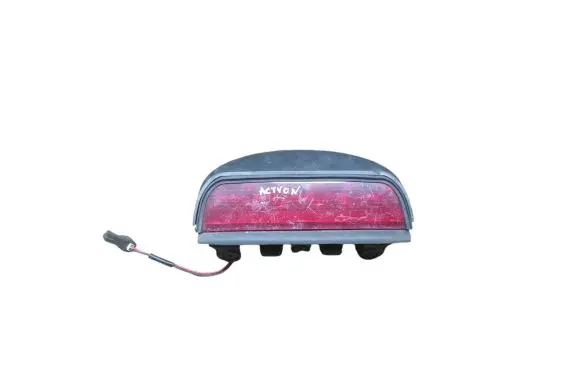 SsangYong Actyon Third/center stoplight