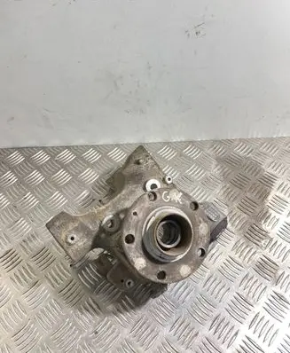 Audi A6 S6 C6 4F Rear wheel hub 4F0505433E 4F0505433F 8E0505433A