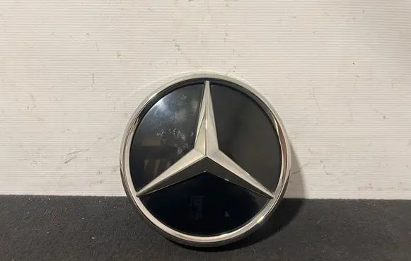 Mercedes-Benz A W177 Manufacturer badge logo/emblem A1778880101 A1778854005