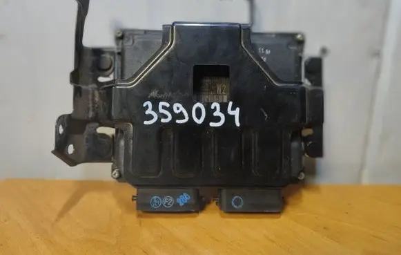 Suzuki Kizashi Engine control unit/module 3391057L10