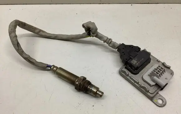 Citroen DS7 Crossback Lambda probe sensor 9821121180