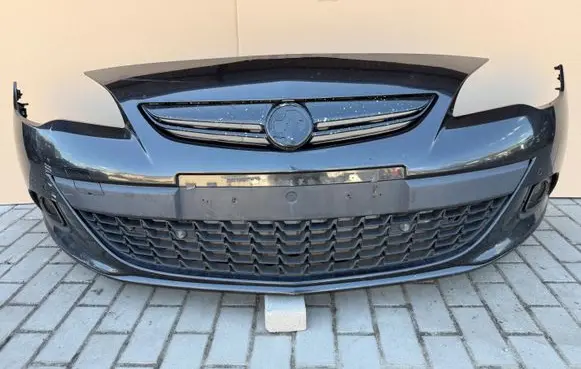 Opel Astra J Front bumper 13264551