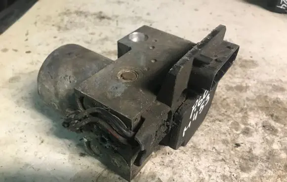 Peugeot 607 ABS Pump DPA12V0130108097