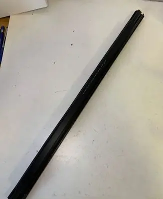 BMW 7 F01 F02 F03 F04 Front door glass trim molding 7178004 51337178004