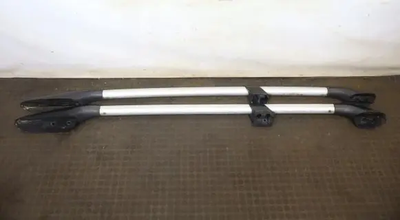 Mitsubishi Outlander Roof transverse bars on the 