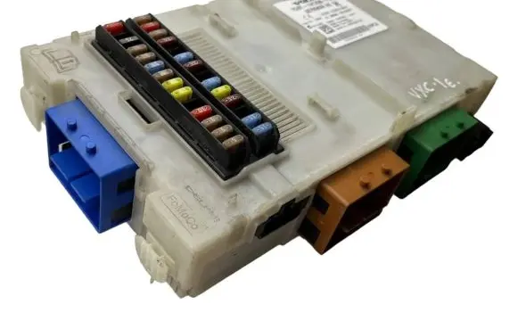 Volvo XC70 Fuse module 7G9T14C256FA 30765624AE LTQF01125TP