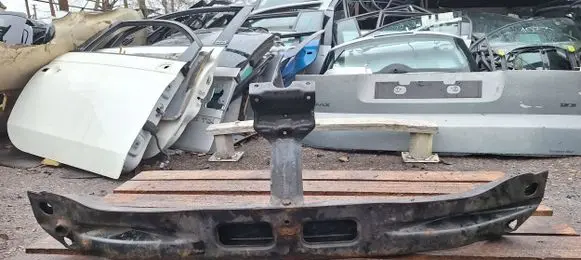 Mitsubishi Colt Front bumper cross member