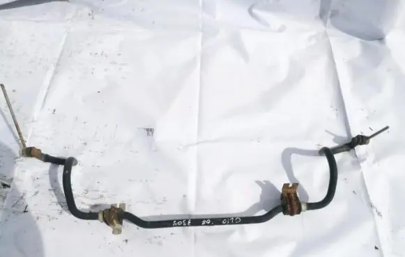 Renault Clio III Front anti-roll bar/sway bar 8200699574