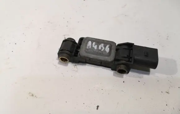 Audi A4 S4 B6 8E 8H Airbag deployment crash/impact sensor 8E0959651