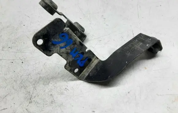 Skoda Octavia Mk1 (1U) ABS pump bracket 1J0614335C