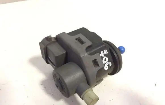 Nissan Qashqai Headlight level adjustment motor 7700420737 26056
