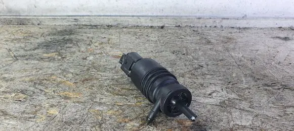 Mercedes-Benz C W203 Windscreen/windshield washer pump PA6GBGF30 3090179