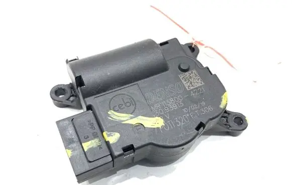 Jeep Compass Air flap motor/actuator MR113800-4221