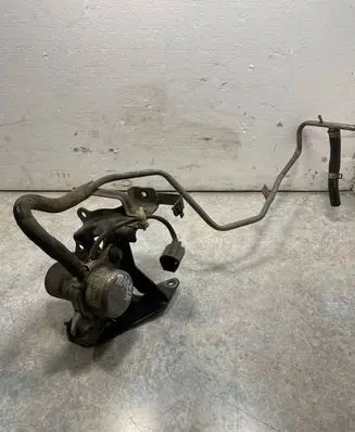 Subaru B9 Tribeca Vacuum pump 26110XA00A 00921700 061532954
