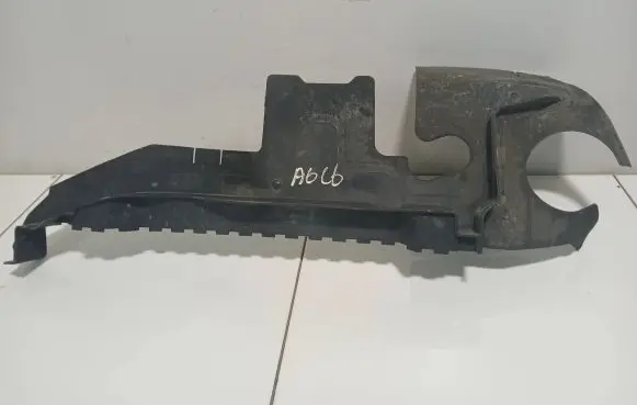 Audi A6 S6 C6 4F Intercooler air guide/duct channel 4F0121284G
