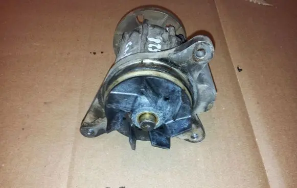 Jaguar XF Water pump 9X2Q8501AA