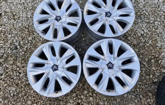 Citroen DS5 R17 alloy rim 