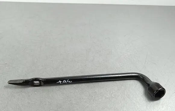 Subaru Outback (BT) Wheel nut wrench 