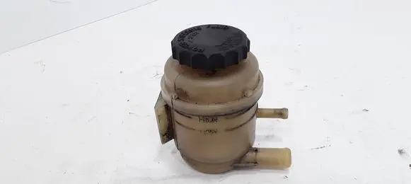 KIA Sorento Power steering fluid tank/reservoir