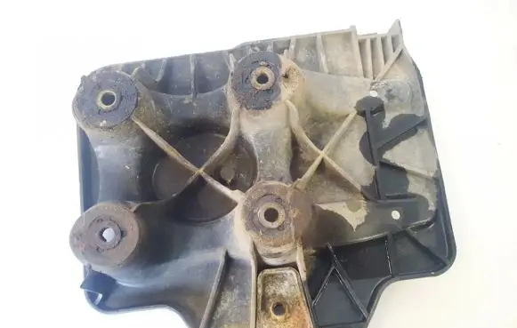 Battery box tray