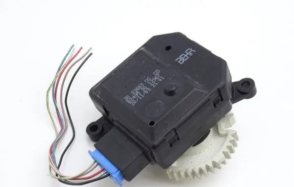 Volkswagen Fox Air flap motor/actuator 309368300CD 309368300 B24959012967