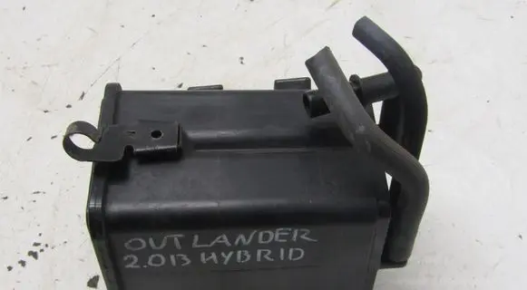 Mitsubishi Outlander Active carbon filter fuel vapour canister 8654