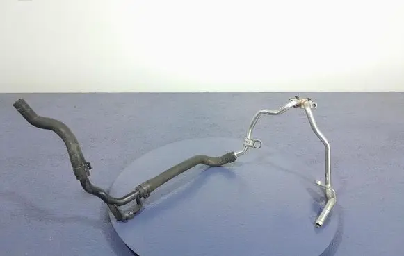 Skoda Octavia 985 Engine coolant pipe/hose 05E122447E