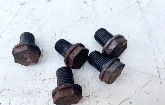 Mitsubishi Colt Nuts/bolts 