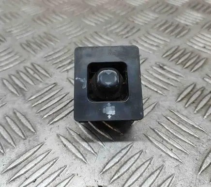 Mitsubishi 3000 GT Seat control switch 4743C46