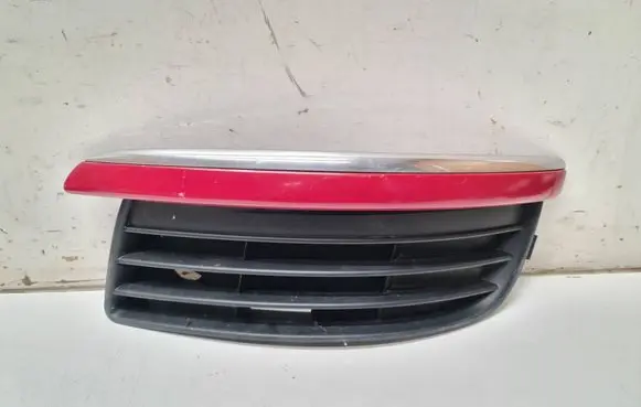 Volkswagen Jetta V Front bumper lower grill 1K0853665G ZDHMEXC0