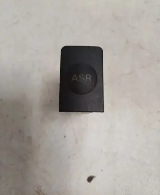 Traction control (ASR) switch