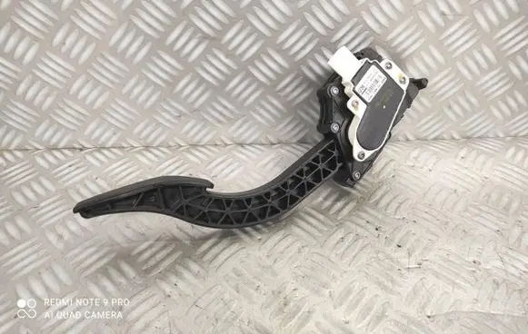 Opel Karl Accelerator throttle pedal 95352200