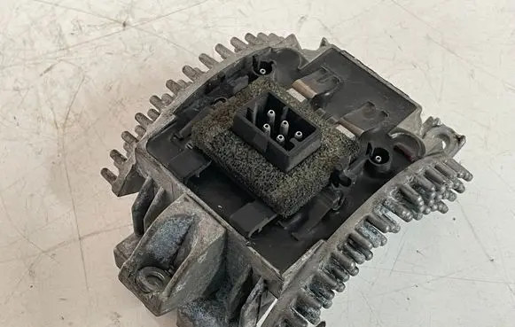 BMW 7 E38 Heater blower motor/fan resistor 83913999 8391399