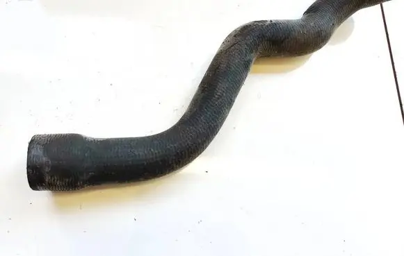Mercedes-Benz E W210 Engine coolant pipe/hose