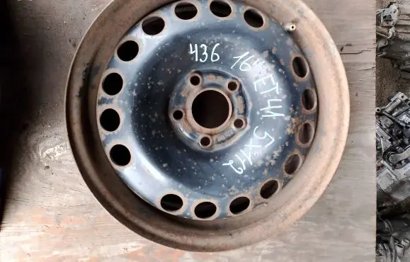 Renault Clio III R15 steel rim 