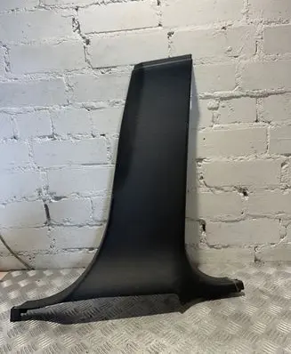 (B) pillar trim (bottom)