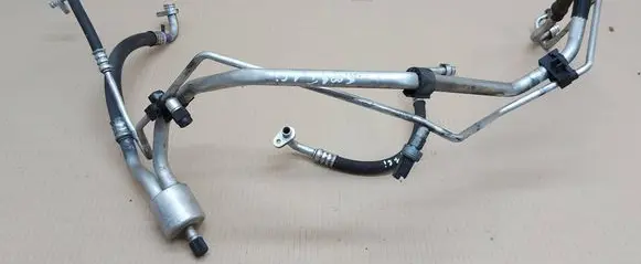 Peugeot 5008 Air conditioning (A/C) pipe/hose 