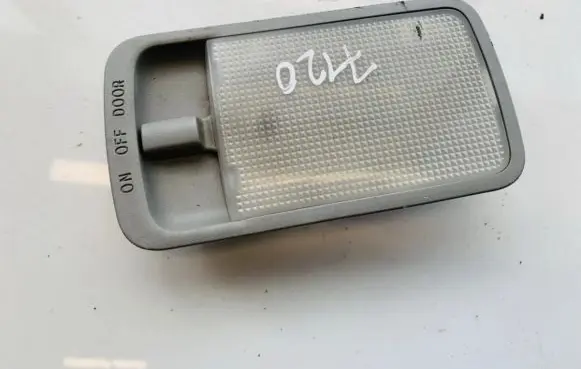 Toyota Avensis Verso Rear seat light