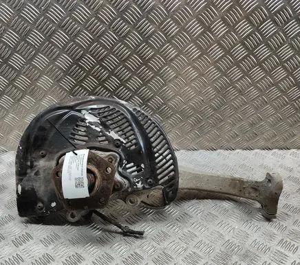 Audi e-tron Front wheel hub 4M0407241K 4M0407559