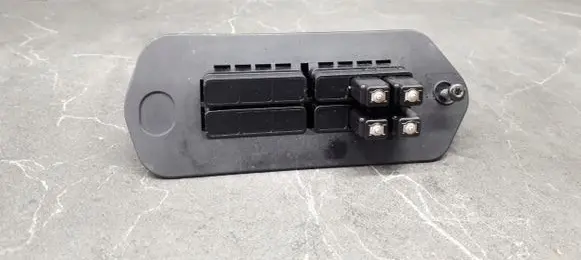 Renault Kangoo II Front door sensor coupe 8200428700e